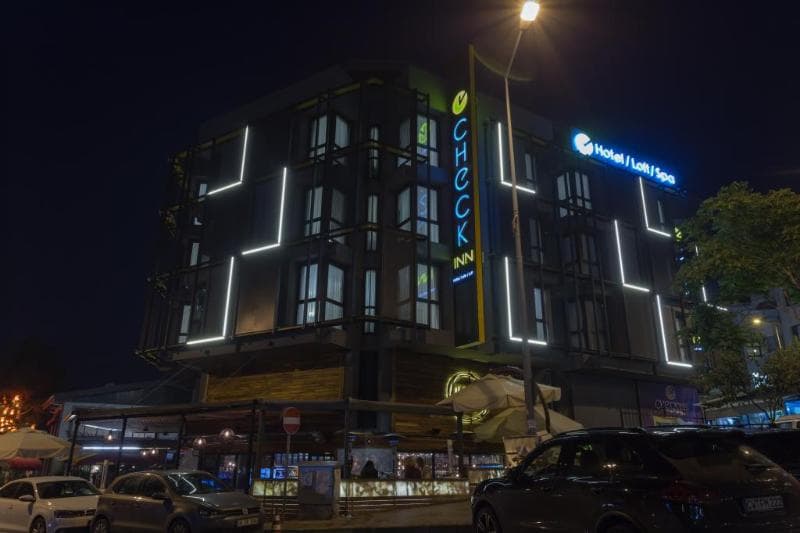 Check Inn Hotel photo 1