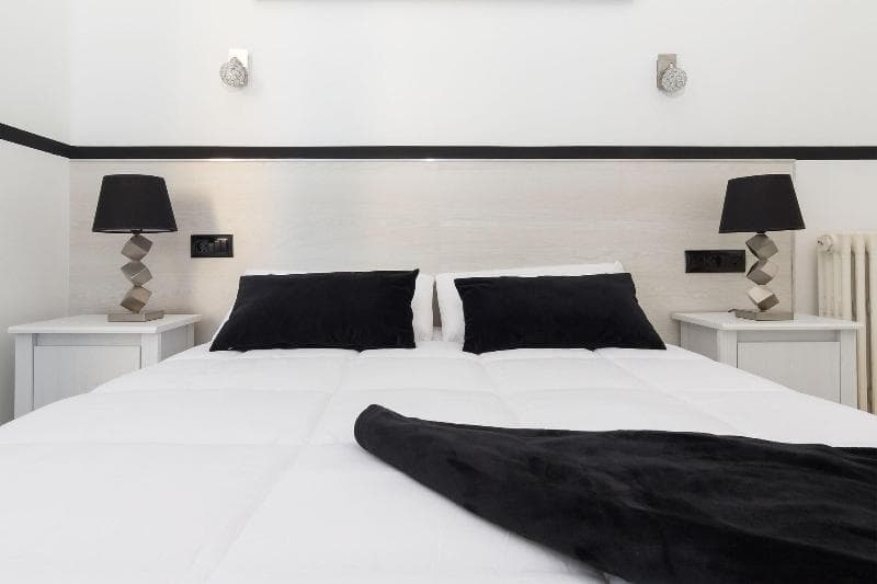 Hostal Madrid Gran Via 63 5