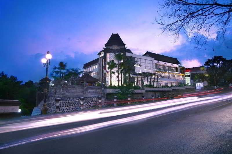 Hotel Neo Denpasar 2