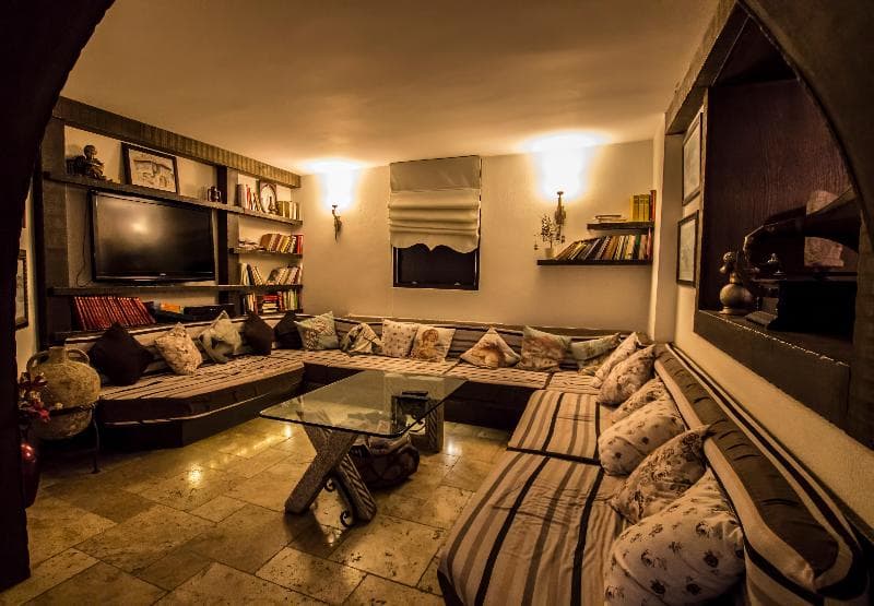 Assos Behram Hotel 4