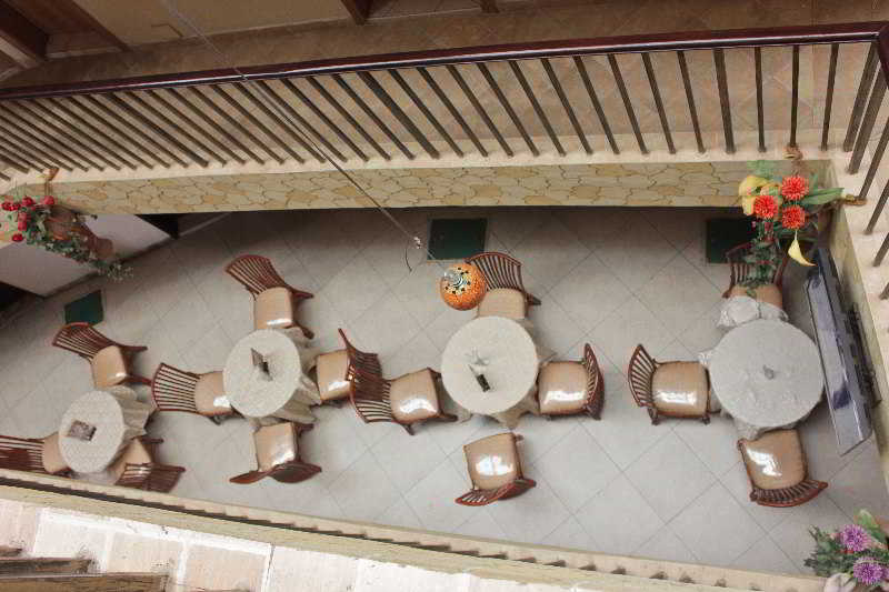 Pearl Palace Hotel 2