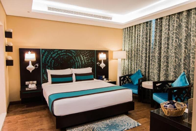 Signature Hotel Al Barsha 5