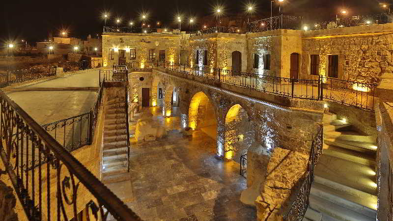 Golden Cave Suites 4