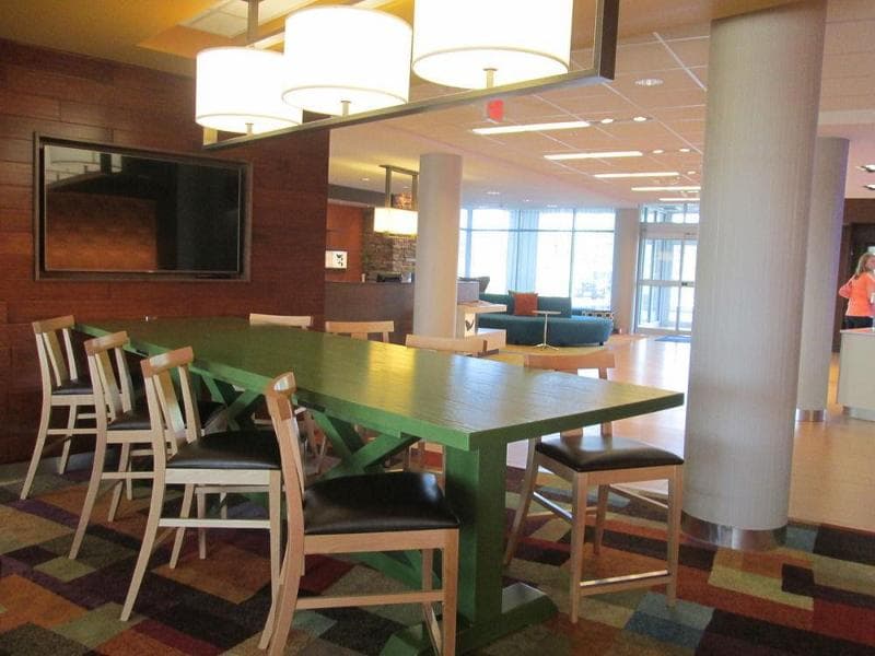 Fairfield Inn & Suites Canton South 4