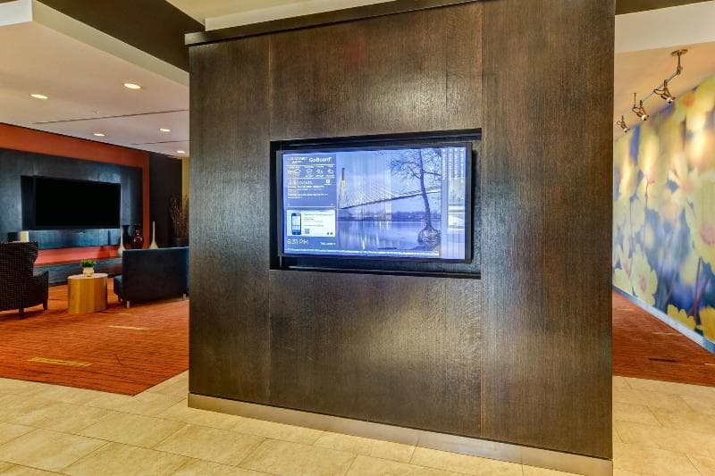 Courtyard By Marriott Bridgeport Clarksburg 2