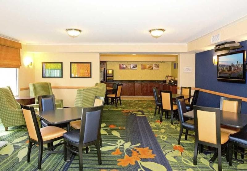 Fairfield Inn & Suites Pittsburgh New Stanton 2