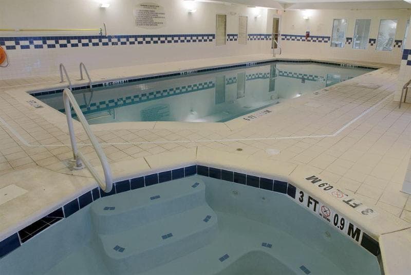 Fairfield Inn & Suites By Marriott Warner Robins 1