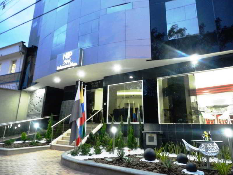 Bolivariana Plaza photo 1