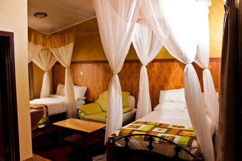 Hadassah Hotel 5