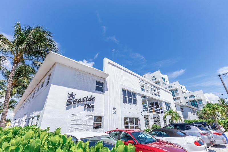 Seaside All Suites Hotel main