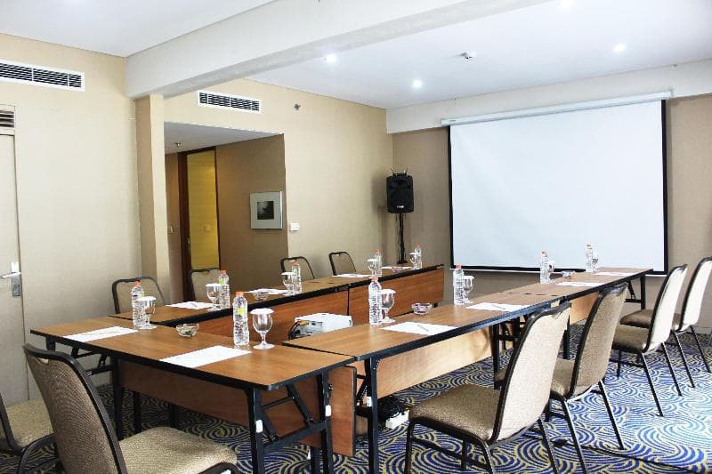 Ramada Encore By Wyndham Seminyak Bali 2