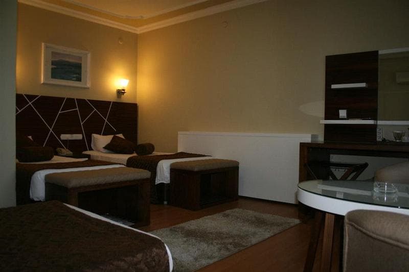 Nysa Hotel 5