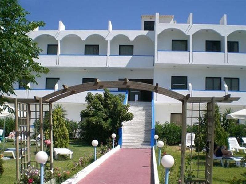 Evi Hotel main