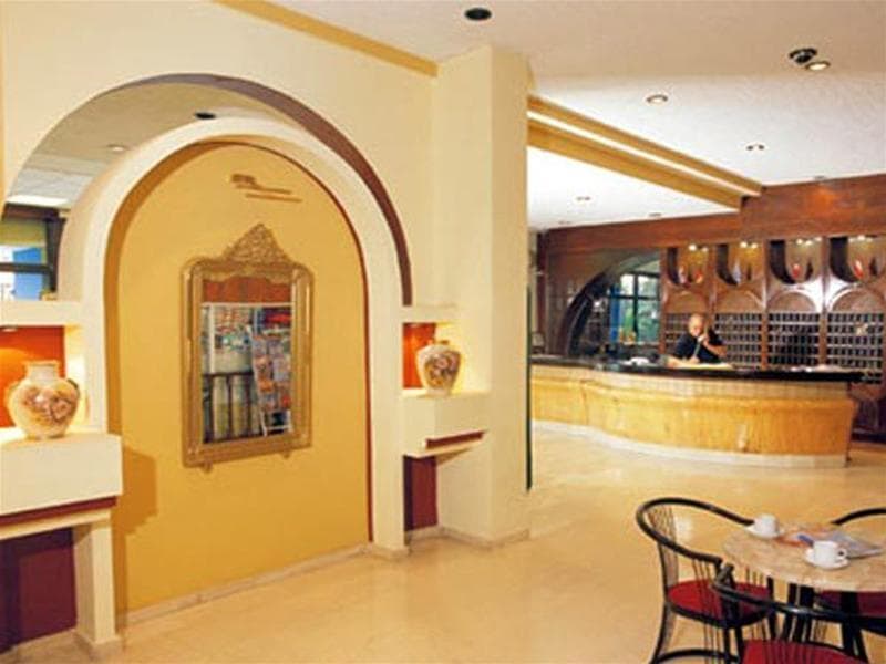 Evi Hotel 3