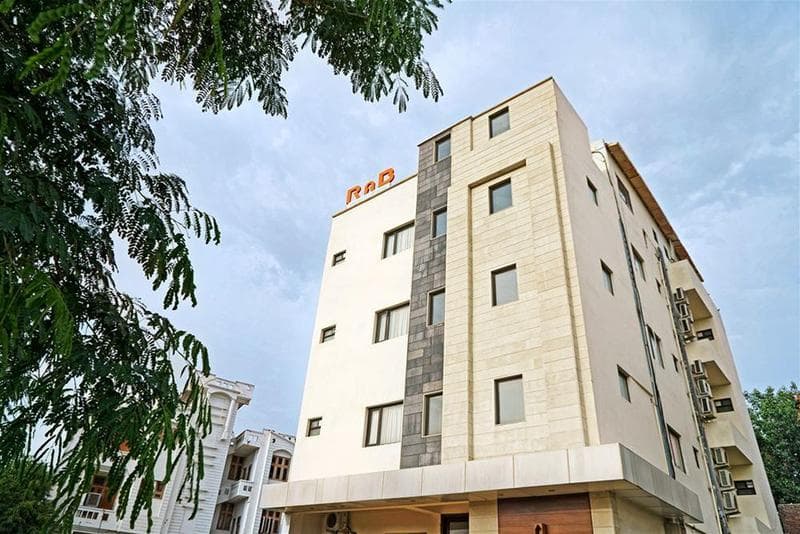 Oyo 1505 Rnb Jaipur main