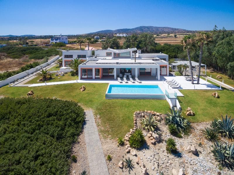 Villa Seven main