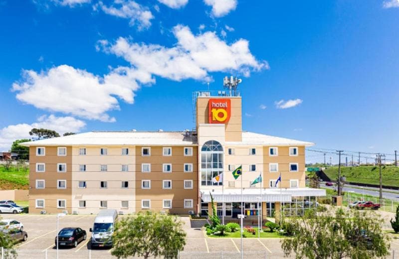 Hotel 10 Ponta Grossa 1