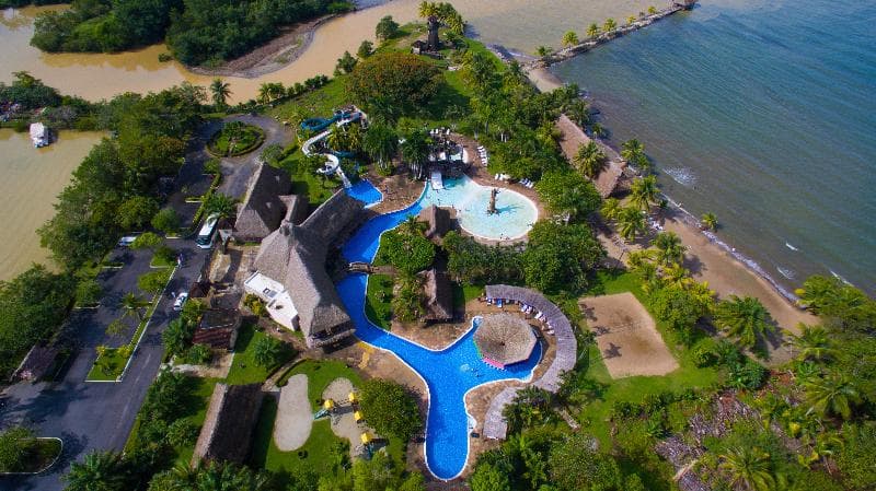 Amatique Bay Resort & Marina photo 1