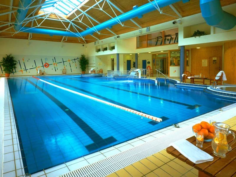Tullamore Court photo 1