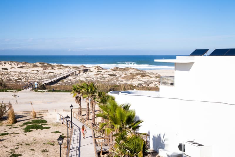 The Beachfront Praia D'el Rey 5