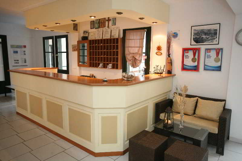 Sun Hotel 4