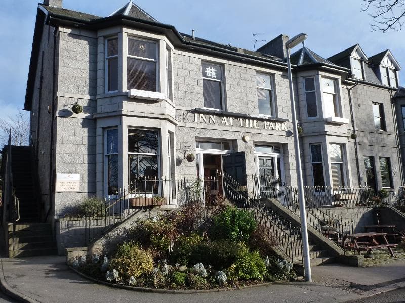 Inn At The Park Hotel main