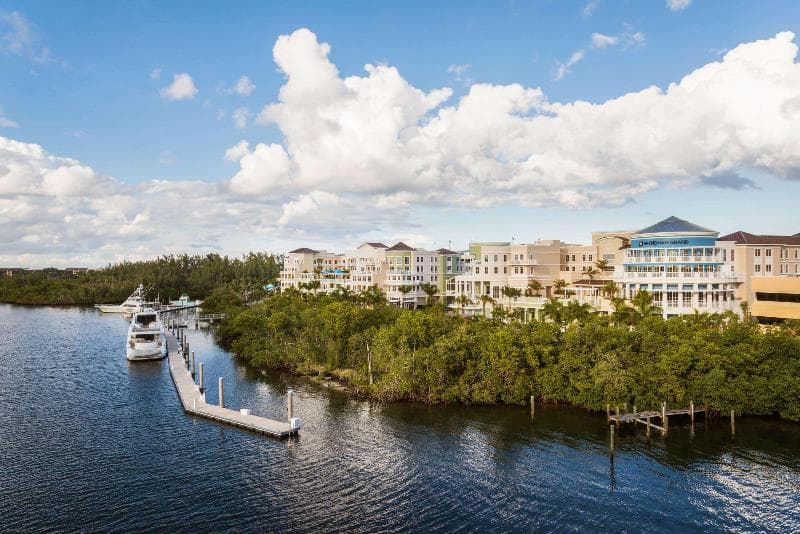 Wyndham Grand Jupiter at Harbourside Place 3
