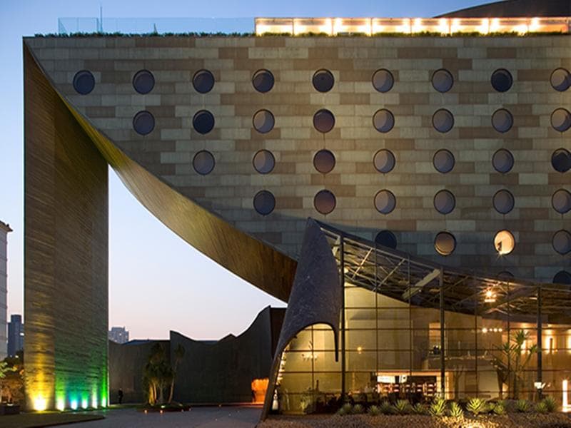 Hotel Unique 2