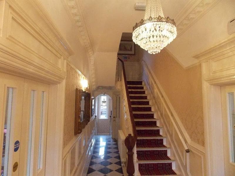The Mountford Hotel 4