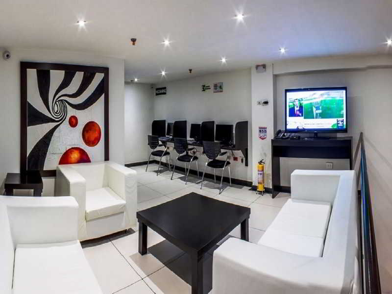 Hotel Metropolitano photo 1