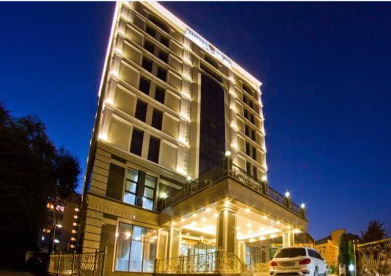 Plaza Hotel Bishkek 3