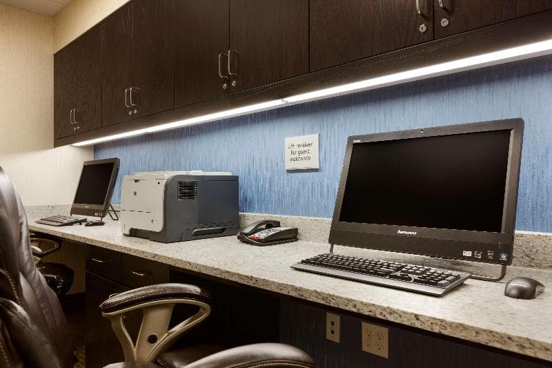 Hampton Inn & Suites Camp Springs/Andrews AFB 5