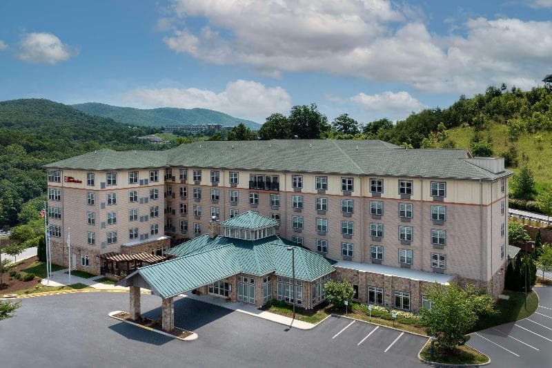 Hilton Garden Inn Roanoke 3
