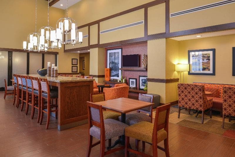 Hampton Inn & Suites Lonoke 4