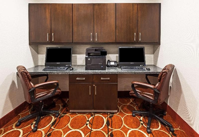 Hampton Inn Marion photo 1