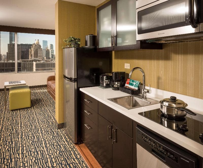 Homewood Suites by Hilton Chicago Downtown/Magnificent Mile 4