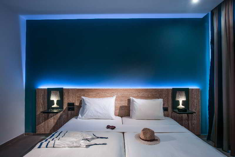 Infinity Blue Boutique Hotel And Spa - Adults Only 5