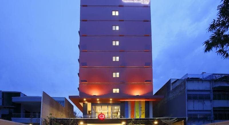 Amaris Hotel Pasar Baru photo 1
