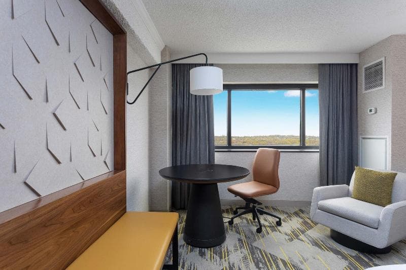 Sheraton Edison 2
