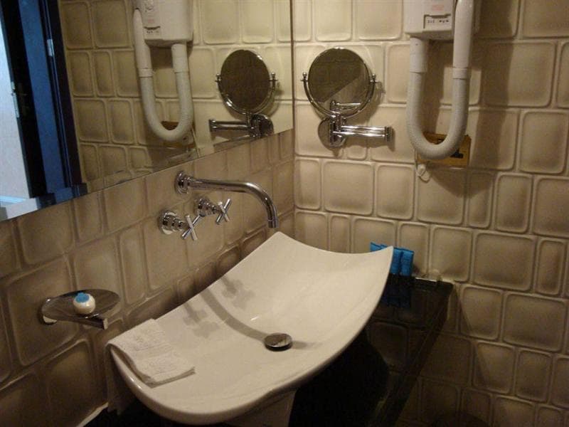 Chesney Hotel 3