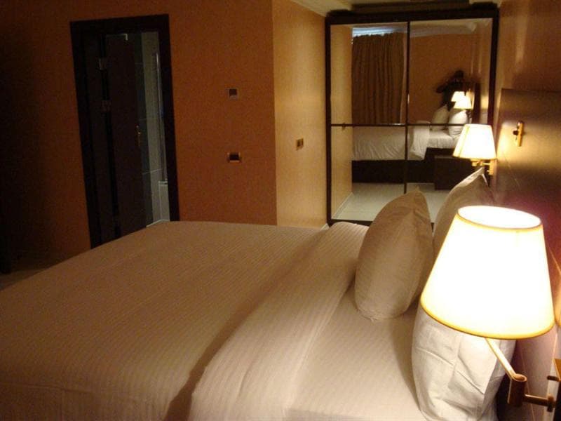 Chesney Hotel 5