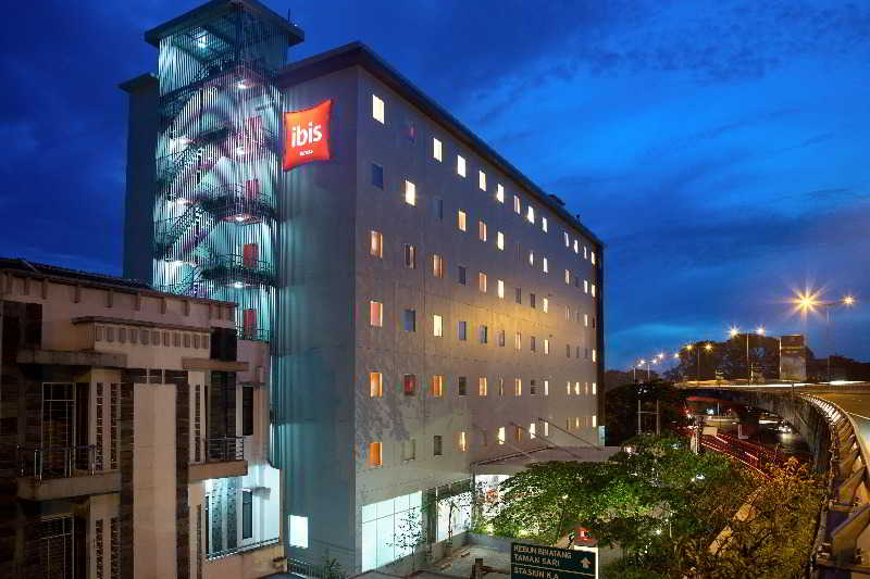 Hotel Ibis Bandung Pasteur 4