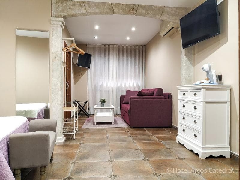 Hotel Arcos 5