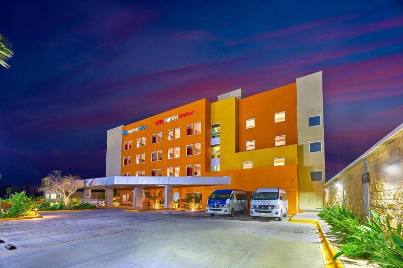 City Express Suites By Marriott Cabo San Lucas 4