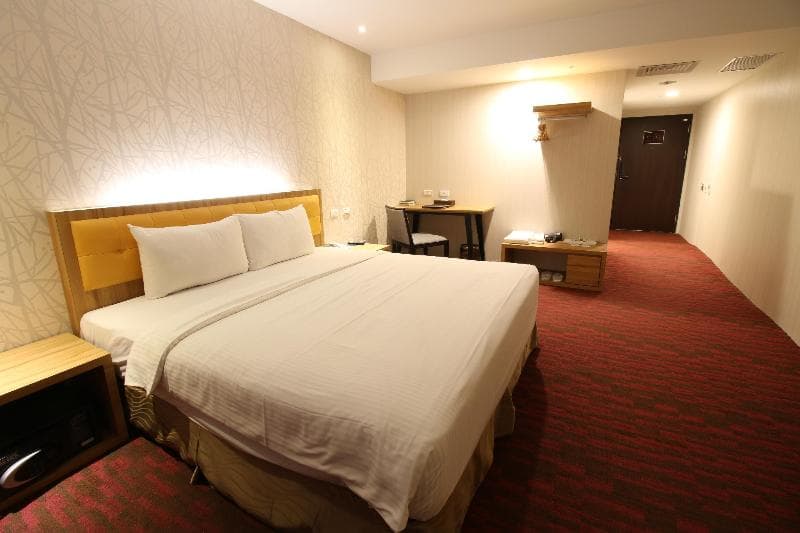 Bamboo Business Hotel 3
