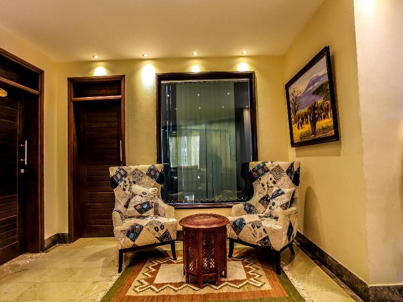 The Monarch Hotel 3