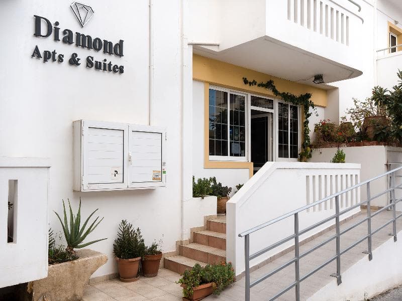 Diamond Apartments & Suites photo 1
