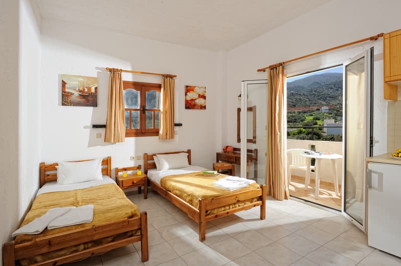Stelios Apartments 5