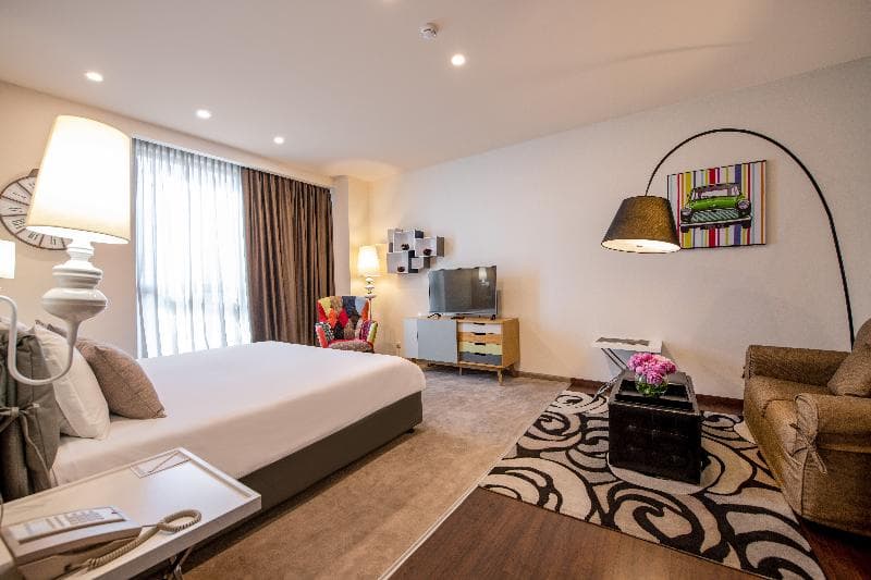 Opera Suite Hotel 5