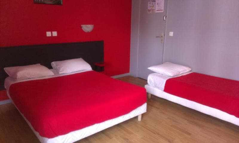 Hipotel Paris Gambetta République 4